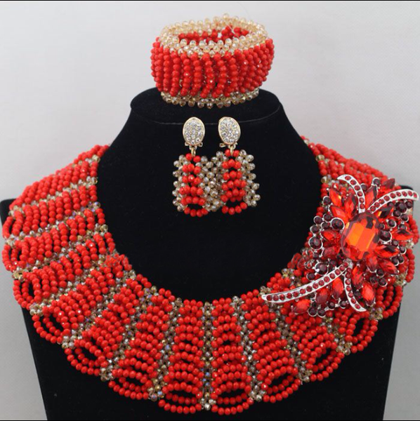 Elegant Circle shapes design African Beaded Jewellery Set with Brooch