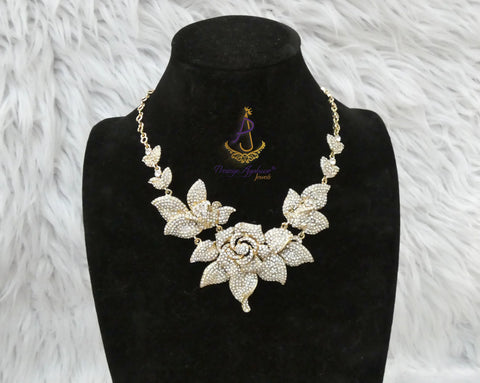 Beautiful Gold Fashion Women Women Cocktail Necklace Jewellery Necklace Great as Gift PrestigeApplause Jewels