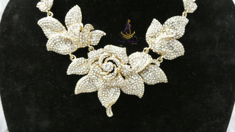 Beautiful Gold Fashion Women Women Cocktail Necklace Jewellery Necklace Great as Gift PrestigeApplause Jewels