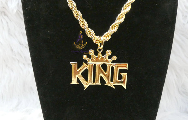 Bold King Pendant with Two-Twist Italian Gold Plated Unisex Necklace – Elegant Jewelry for Men & Women | Perfect Gift PrestigeApplause Jewels