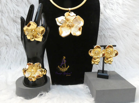 Elegant Gold-Plated Floral Statement Jewellery Set – Flower Necklace Women Set
