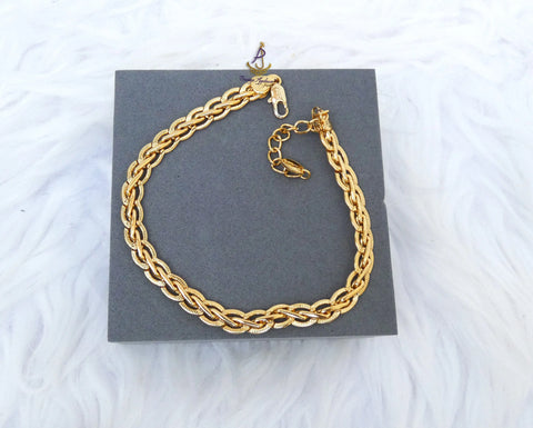 Interlock Gold Plated Unisex Hand Chain Bracelet – Adjustable Fashion Jewelry for Men & Women Bangle Bracelet