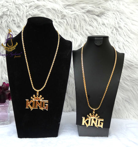 QUEEN Italian Gold Plated Crown Pendant Necklace Elegant Jewellery for Men & Women | Gift