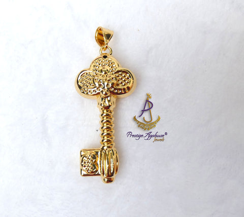 PrestigeApplause KEY Italian Gold Plated Pendant Necklace Elegant Jewellery for Men & Women | Gift