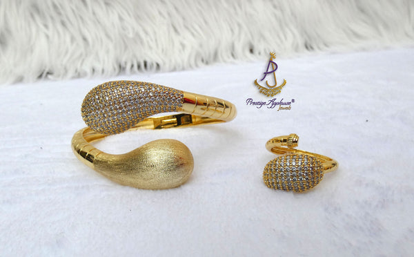 Luxury Crystal Gold Cuff Bracelet & Adjustable Ring Set – Elegant Statement Jewellery for Women