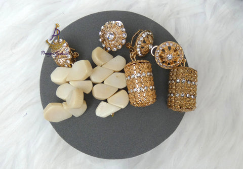 PrestigeApplause Traditional  White Cream Coral Beads Bridal Necklace Set with 18k Gold Accessories PrestigeApplause Jewels