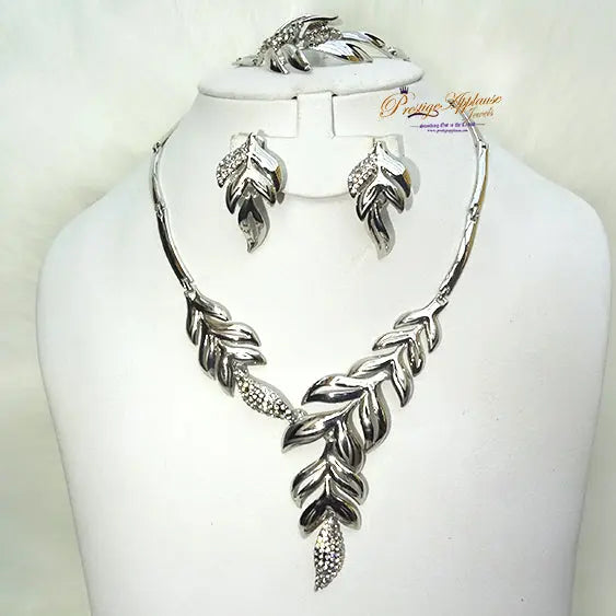 New Design Flower Silver Plated Necklace Party Complete Set