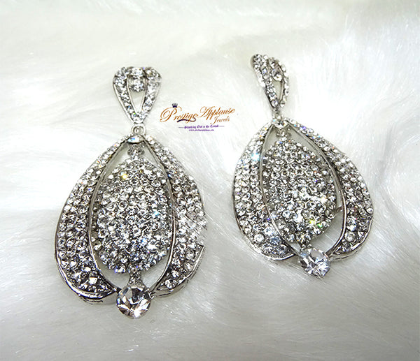 Sparkling Silver Beautiful Earring Jewellery for Ladies