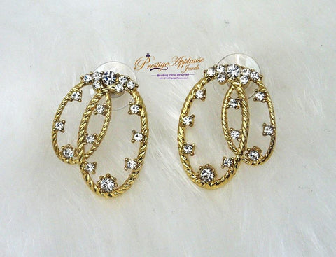 Prestigeapplause studs gold Earrings/gold frame and diamonds is an art in itself - PrestigeApplause Jewels 
