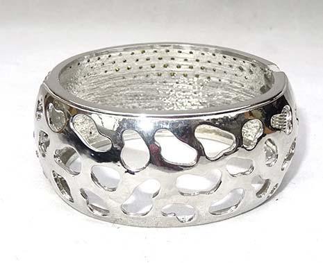 Beautiful Light Pink Silver Cuff Bangle for Ladies Gift
