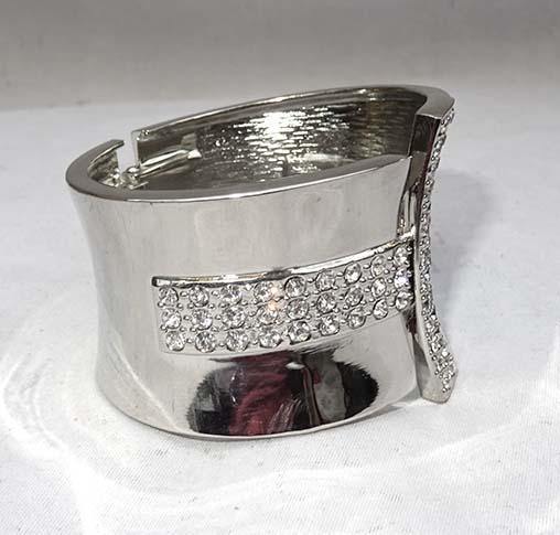 Beautiful Silver New Design Trendy Ladies Cuff Party Bangle Gift