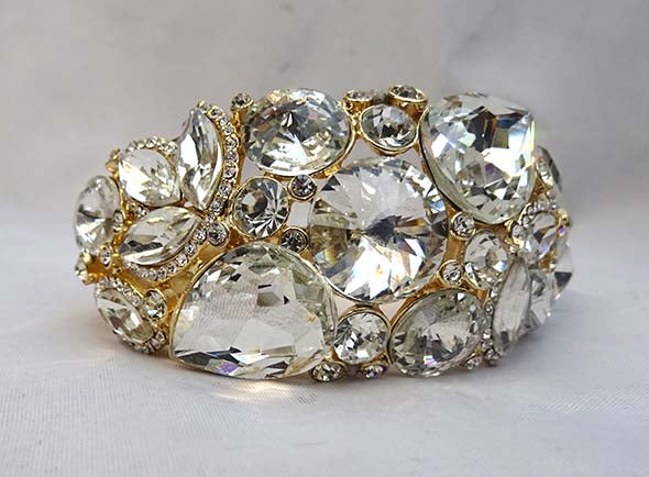 Clear Color Crystal Dazzling Bracelet Jewellery Gold Color