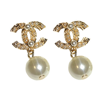 Popular White Pearl Beautiful Earring Jewellery Gift for LadiesPopular White Pearl Beautiful Earring Jewellery Gift for Ladies