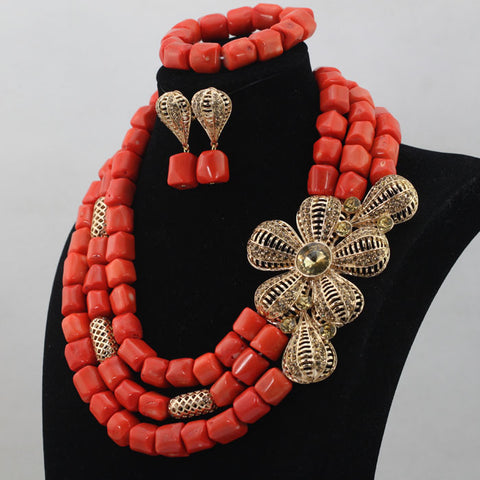 New Design Traditional Coral Beads with Bold Brooch Accessories Necklace Jewellery Set